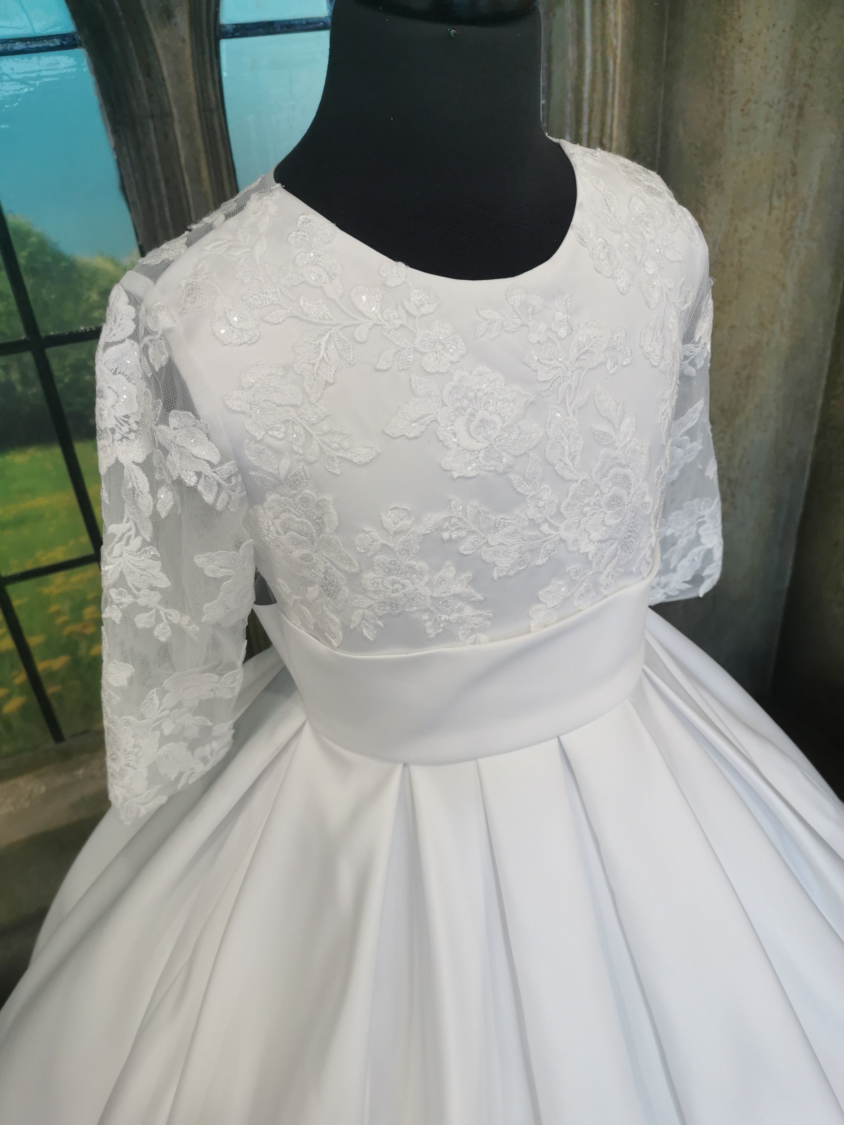 SALE COMMUNION DRESS KINDLE EXCLUSIVE Girls White Communion Dress:- PJ45