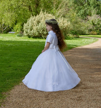 Load image into Gallery viewer, SALE KOKO Girls White Communion Dress:- KO24135/145
