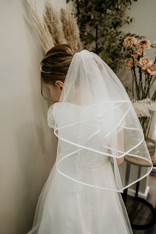 Emmerling Girls Ivory Communion Veil:- 77168