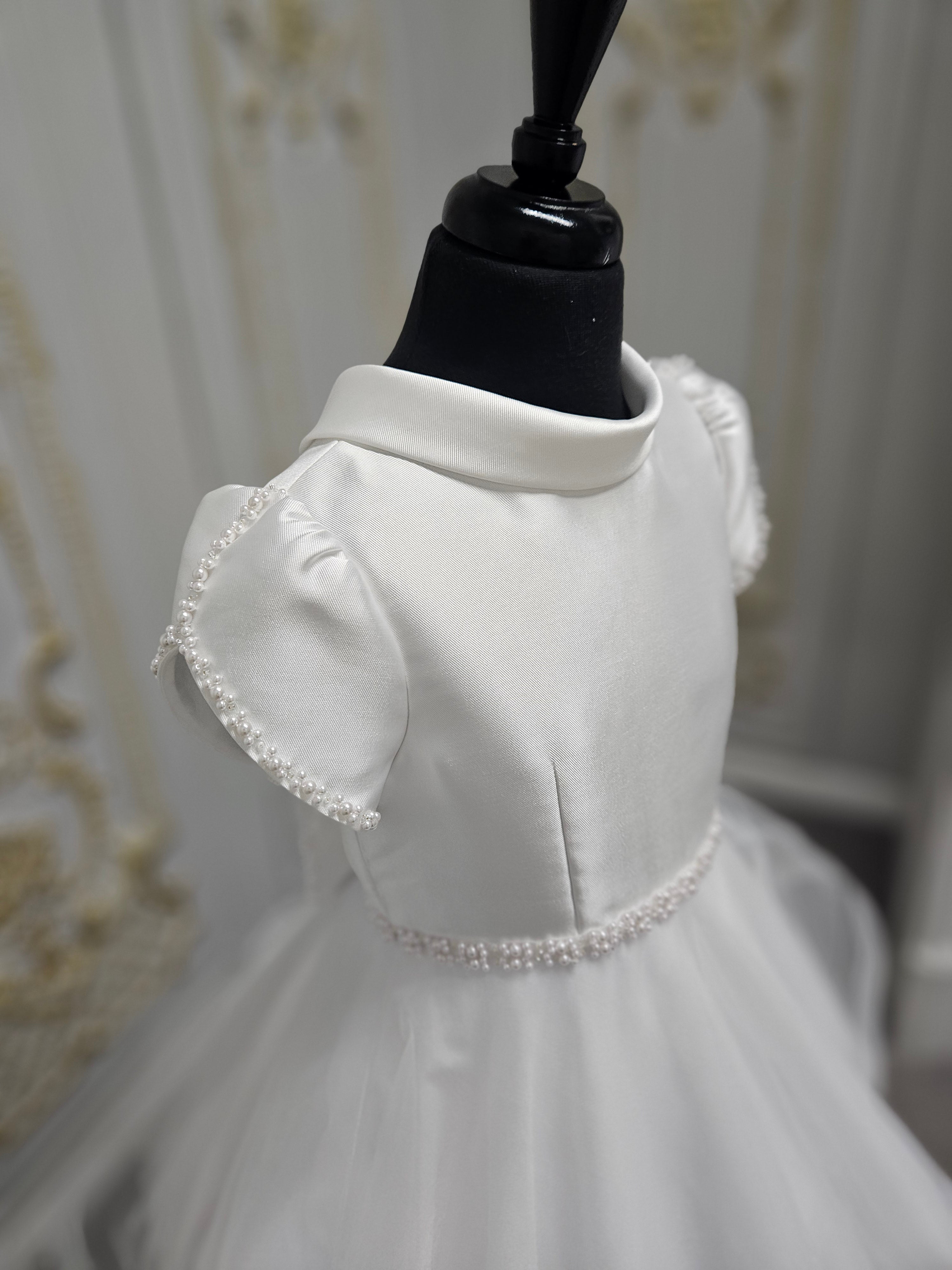 COMMUNION DRESS Isabella Girls White Communion Dress IS26382 EXCLUSIVE TO KINDLE