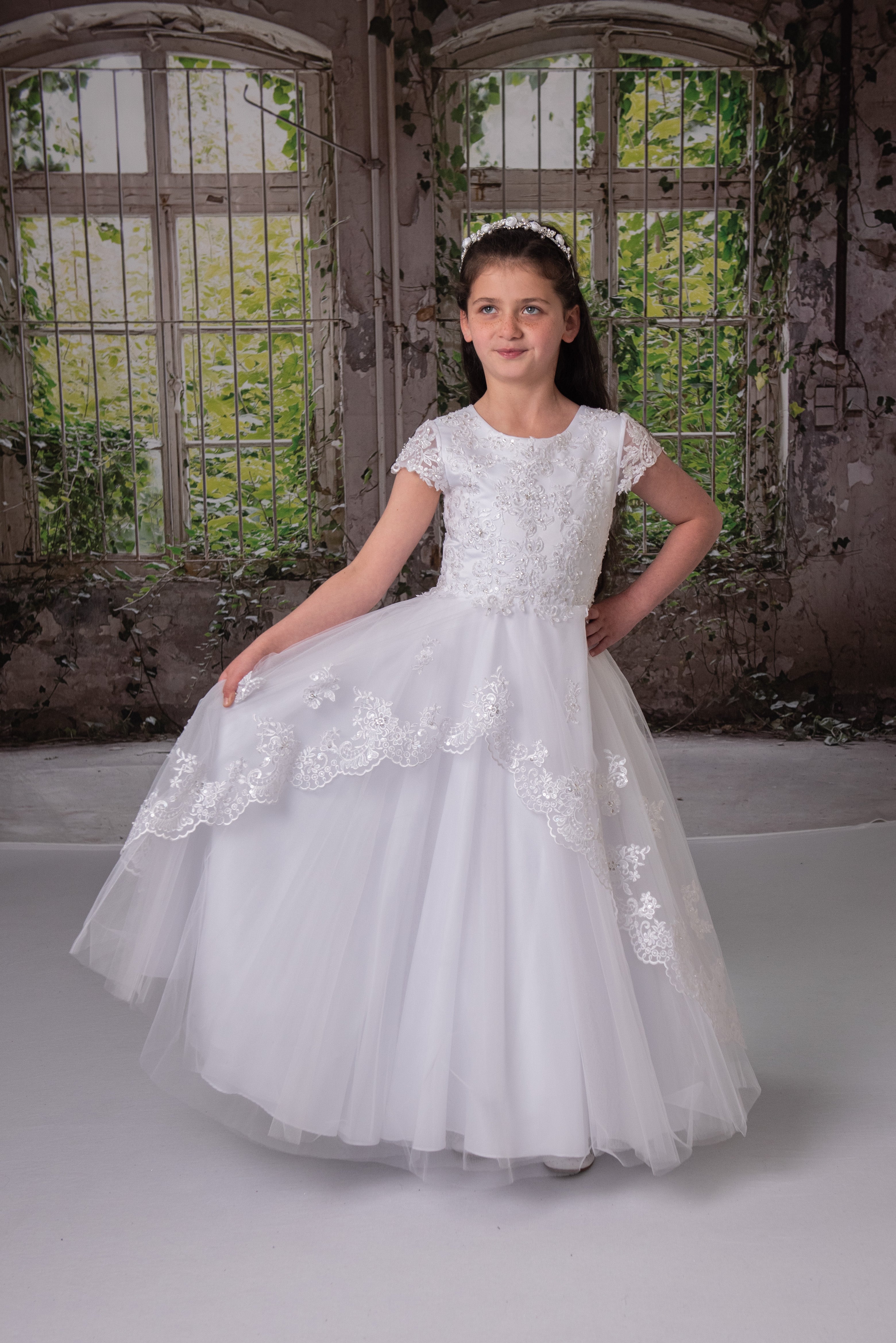 SALE COMMUNION DRESS Sweetie Pie Girls White Communion Dress:- 4022 AGE 5 & 6