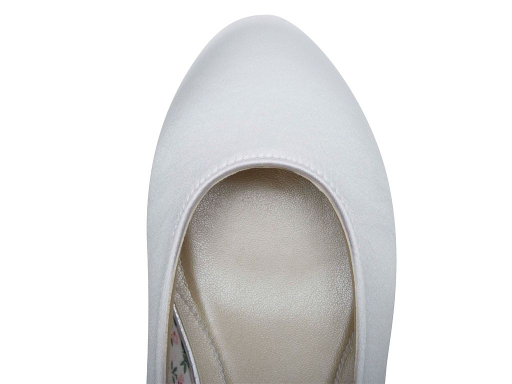 SALE COMMUNION SHOES Rainbow Club 'Maple' Heel- White Satin