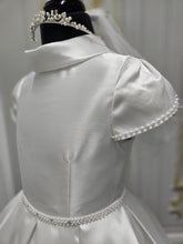 Load image into Gallery viewer, Isabella Girls White Communion Dress IS24112 EXCLUSIVE TO KINDLE
