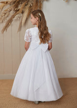Load image into Gallery viewer, SALE COMMUNION DRESS Chloe Belle Girls White Communion Dress:- CB3319 Age 7
