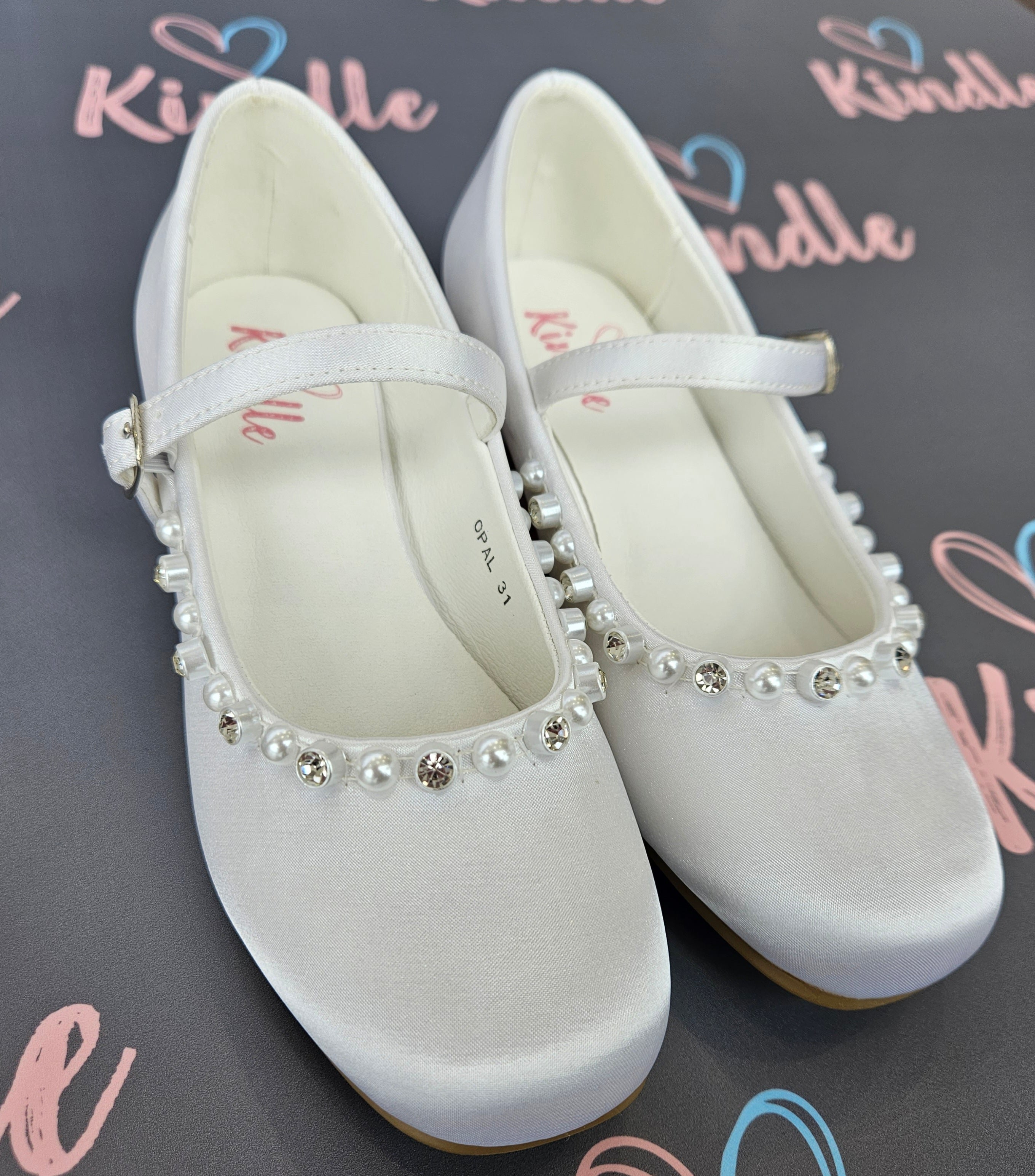 KINDLE Girls White Communion Shoes:- Heels Opal