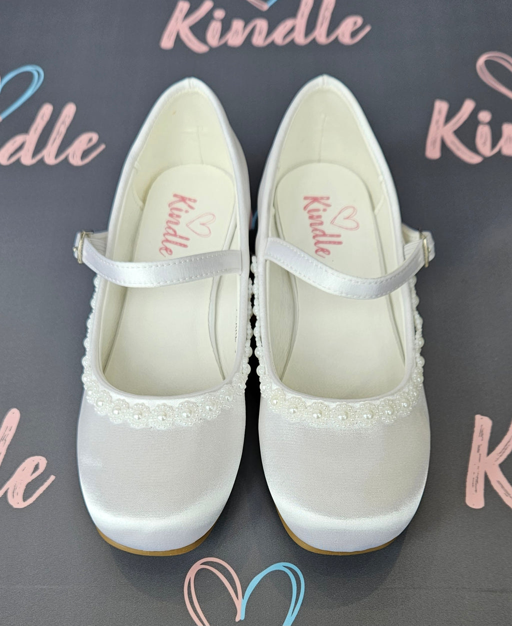 KINDLE Girls White Communion Shoes:- Heels Pearl