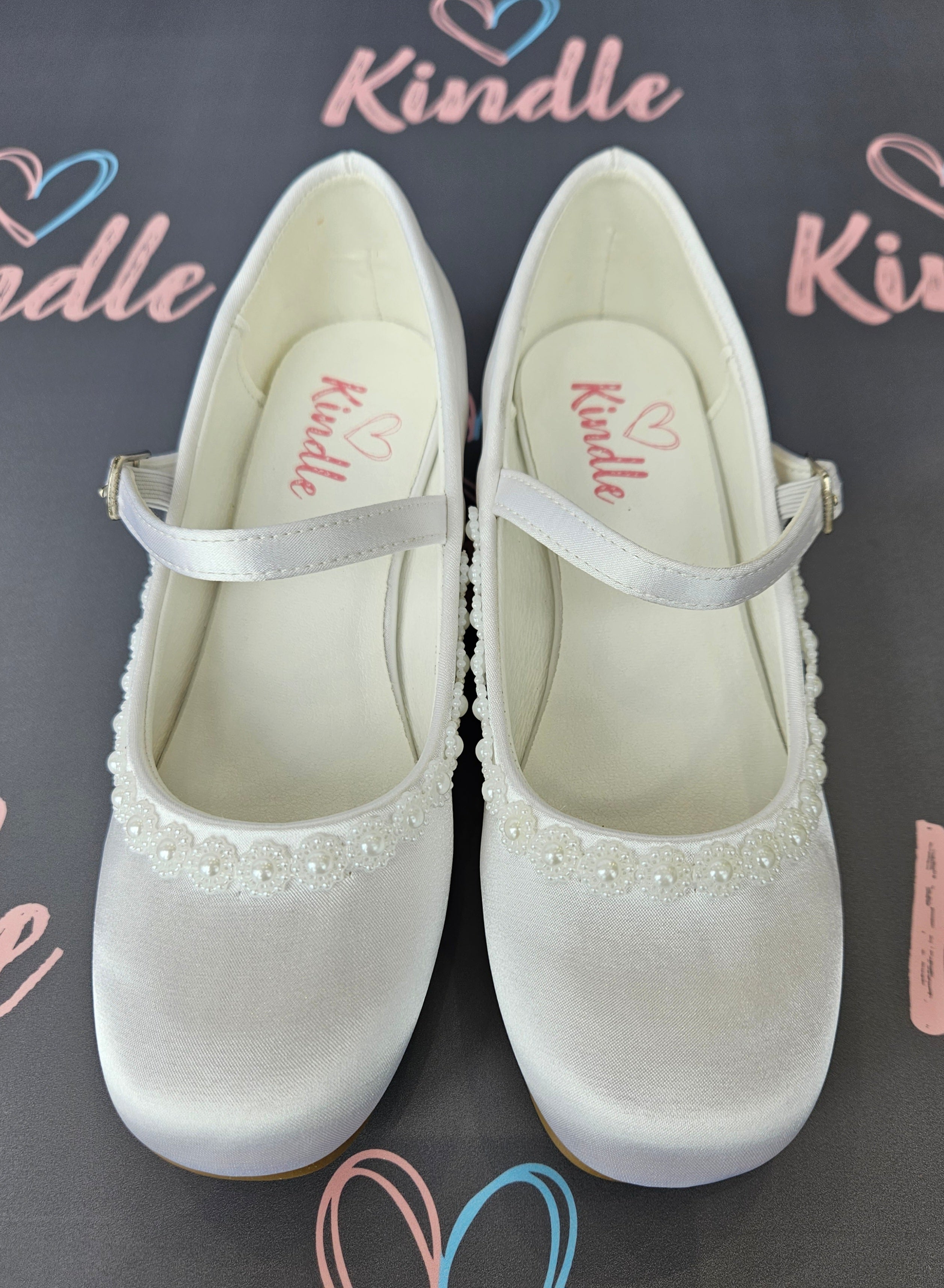 KINDLE Girls White Communion Shoes:- Heels Pearl