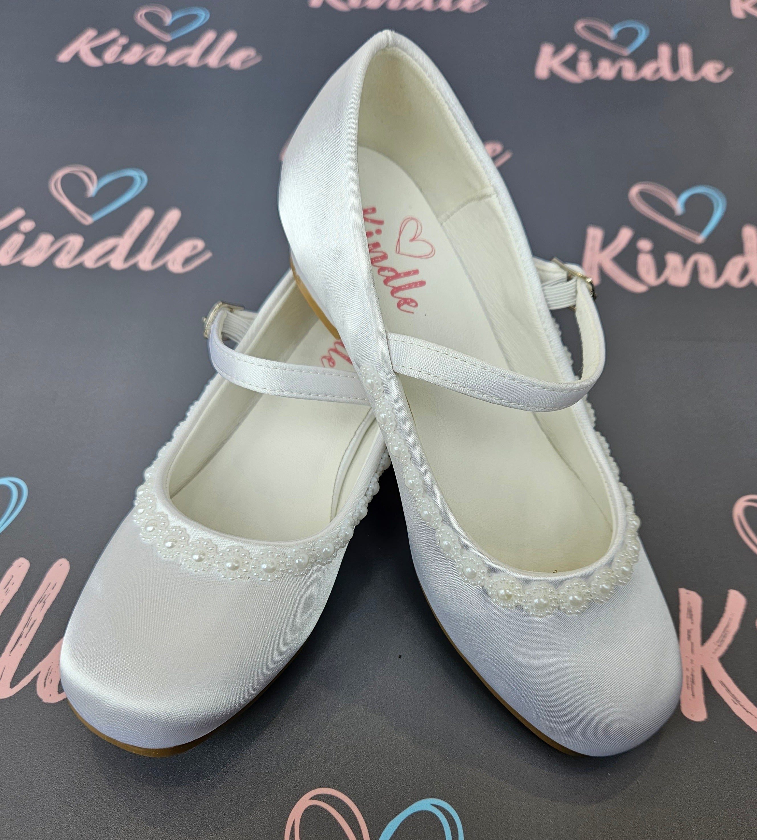 KINDLE Girls White Communion Shoes:- Heels Pearl