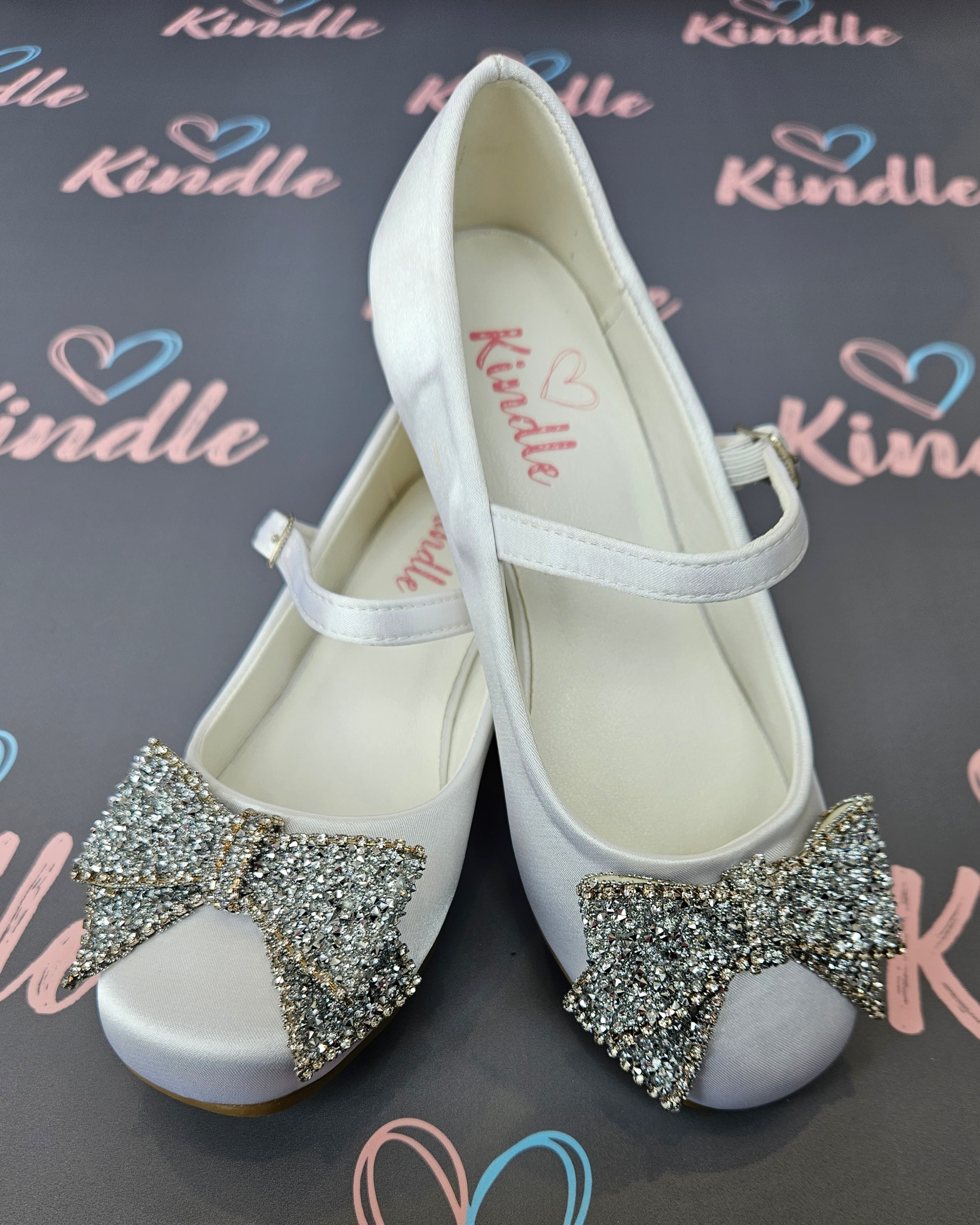 SALE SHOES KINDLE Girls White Communion Shoes:- Heels Twinkle
