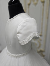 Load image into Gallery viewer, Isabella Girls White Communion Dress IS25294 EXCLUSIVE TO KINDLE
