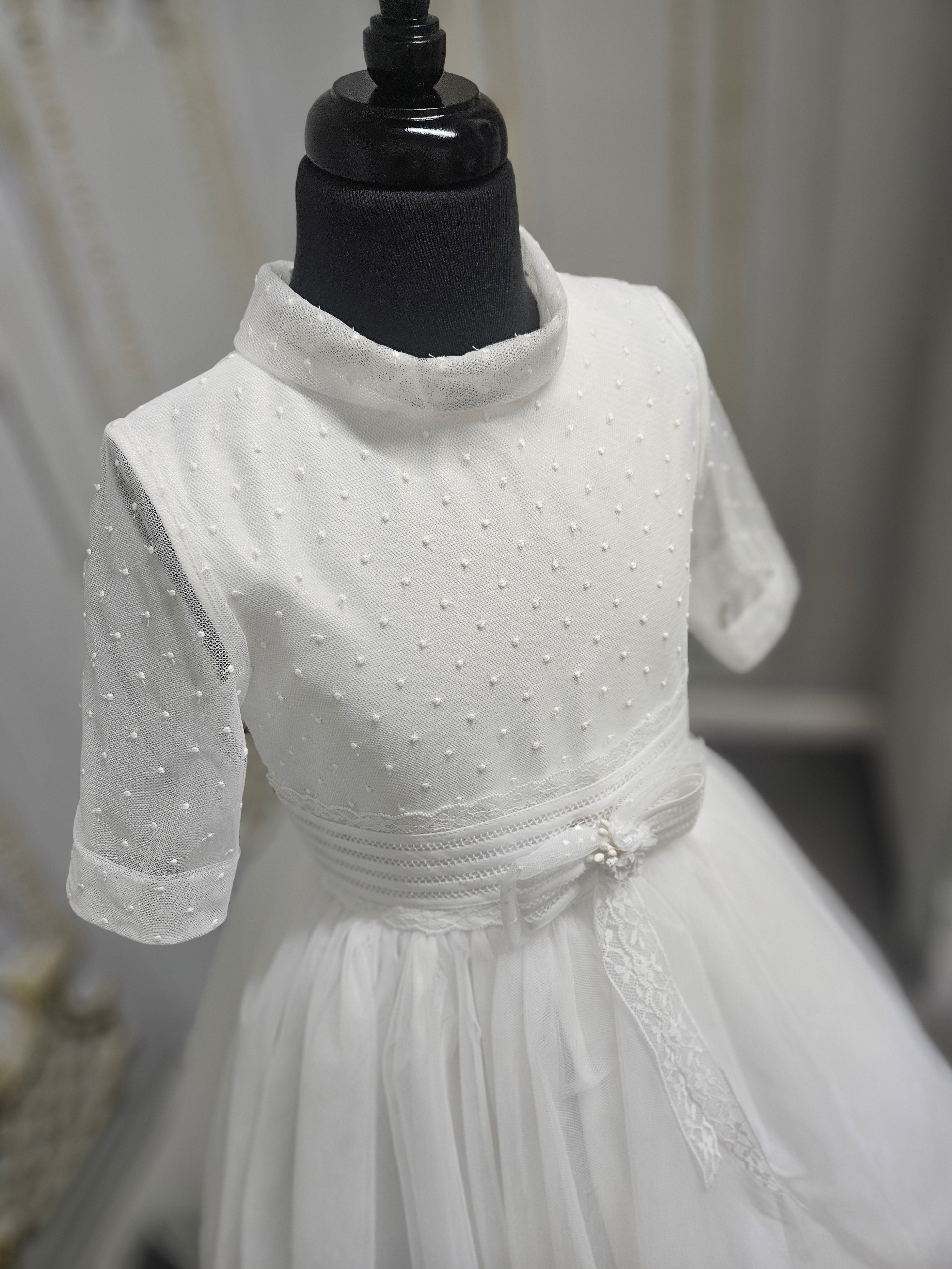 Carmy Girls Holy Communion Dress:- 4004 White