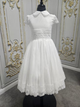 Load image into Gallery viewer, Carmy Girls Holy Communion Dress:- 5114 White
