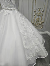 Load image into Gallery viewer, Little People Girls White Communion Dress:- Malta
