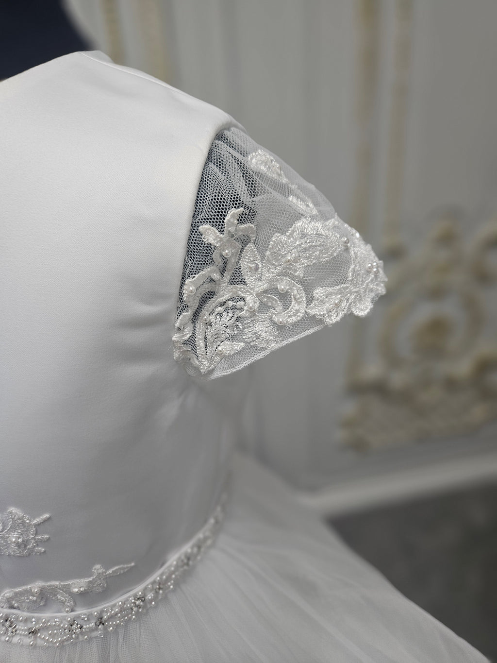 SALE COMMUNION DRESS Little People Girls White Communion Dress:- Quincee Age 6, 7 & 8