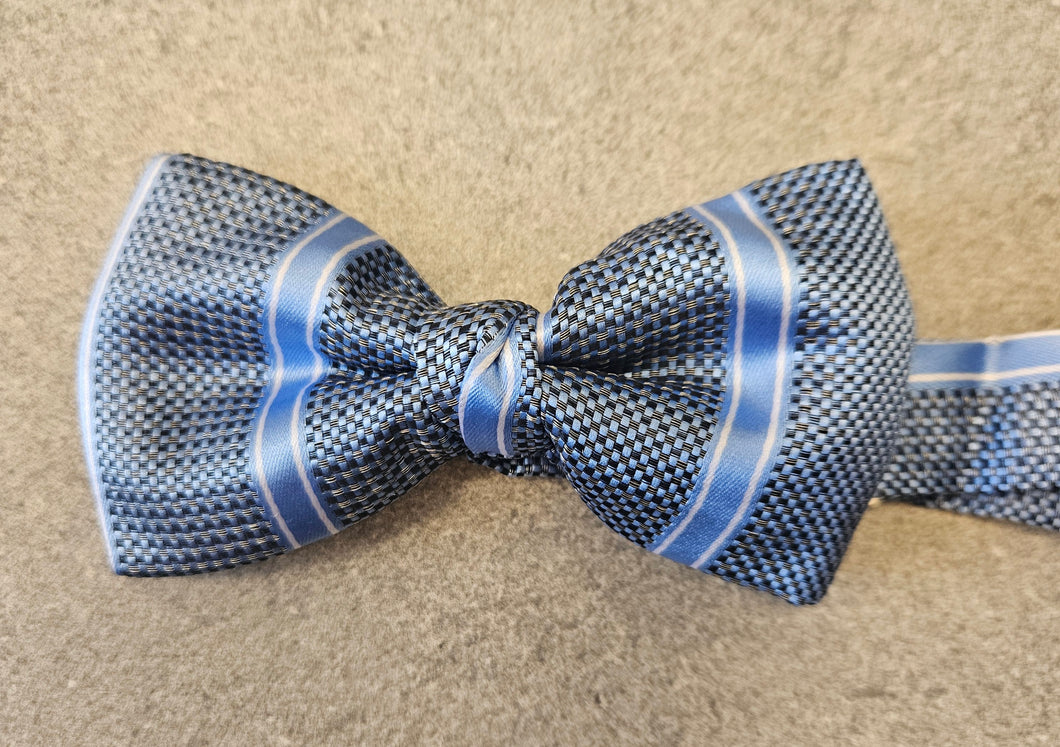 One Varones Boys Bow Tie:- Pale Blue Stripe