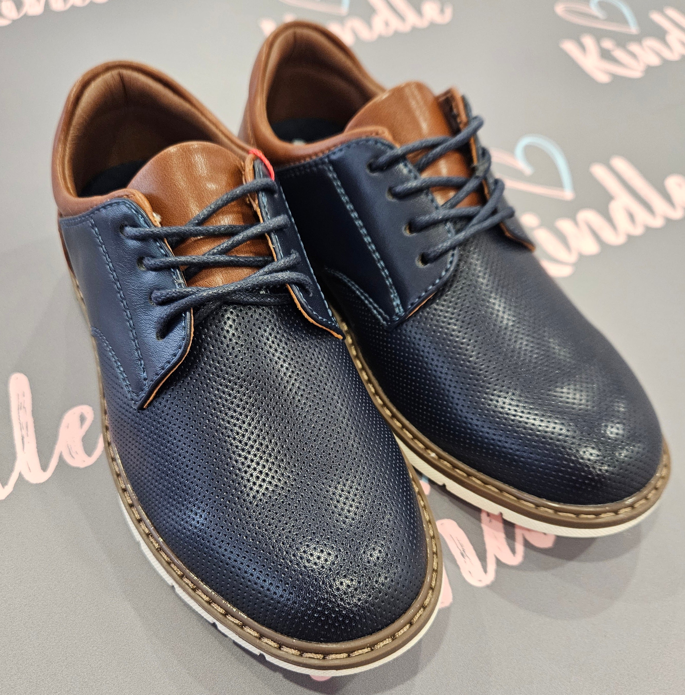 Tommy Bowe Walker Boys Shoes:- Storm