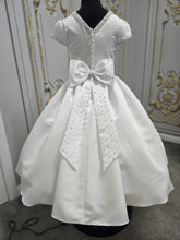 Load image into Gallery viewer, COMMUNION DRESS KINDLE EXCLUSIVE Sweetie Pie Girls White Communion Dress:-KD584
