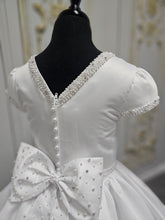 Load image into Gallery viewer, COMMUNION DRESS KINDLE EXCLUSIVE Sweetie Pie Girls White Communion Dress:-KD584
