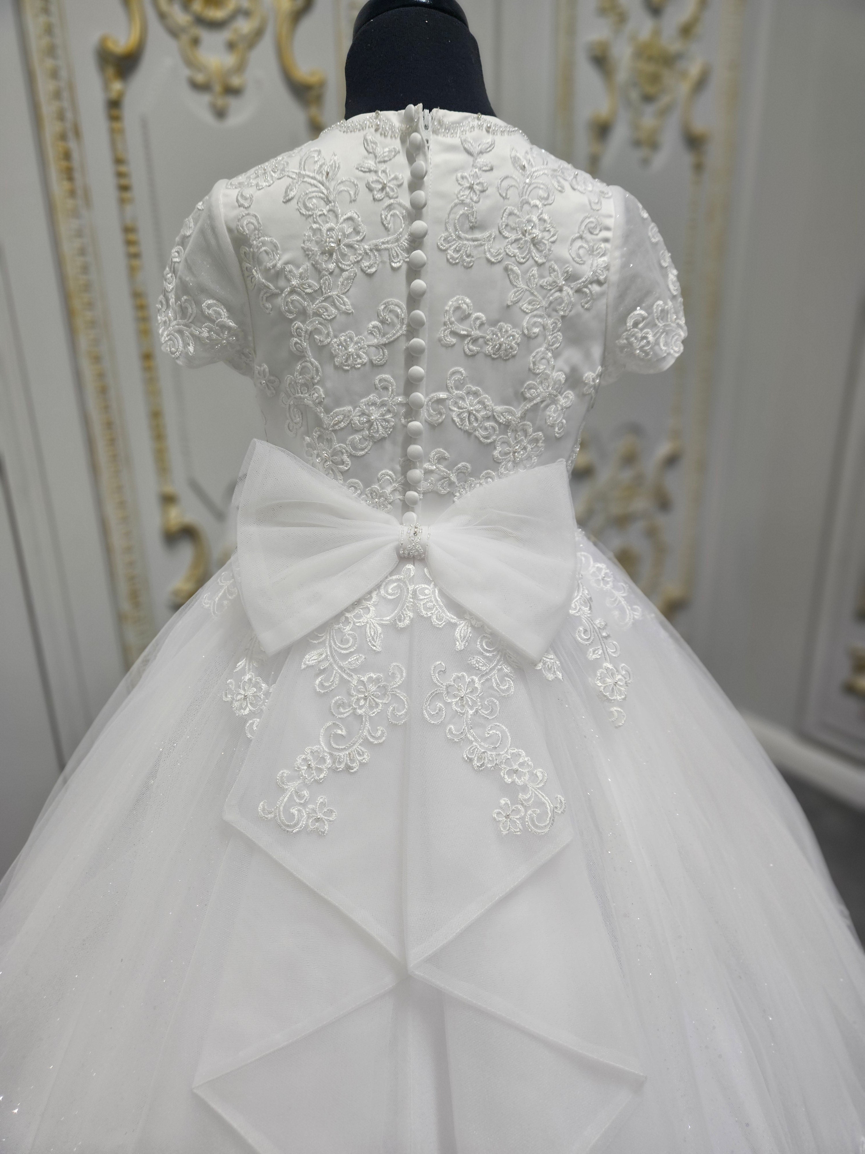 COMMUNION DRESS Isabella Girls White Communion Dress IS26388 EXCLUSIVE TO KINDLE