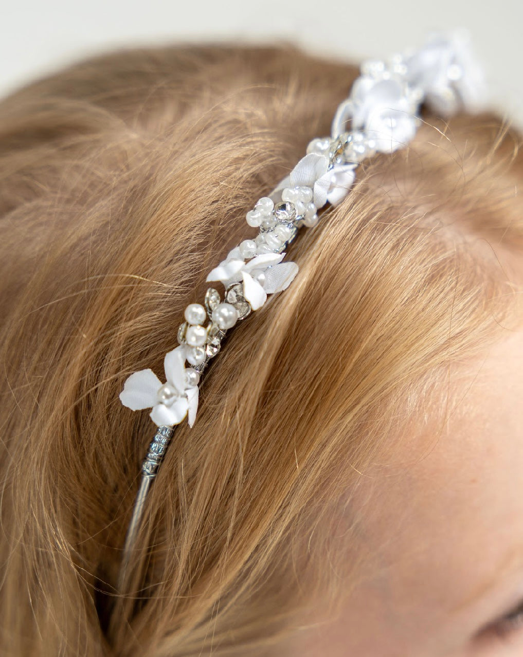 Sweetie Pie Girls White Communion Hair Band :- HD6