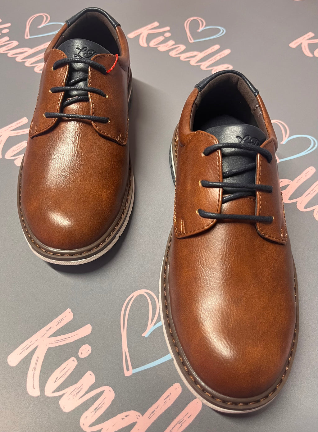 Tommy Bowe Greaves Boys Shoes:- Camel