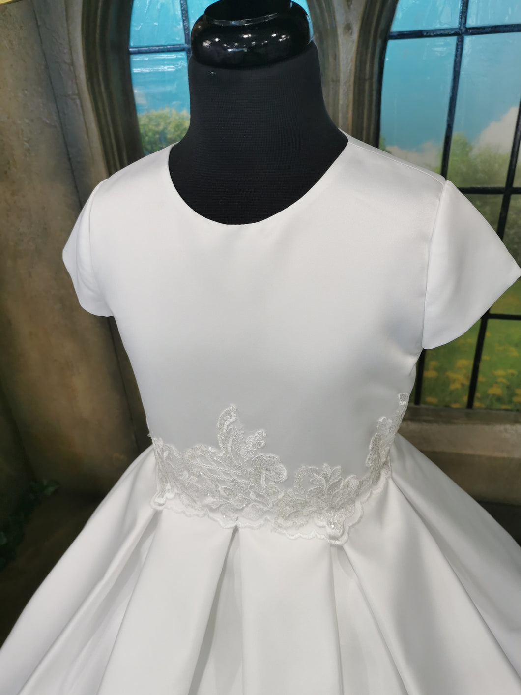 SALE KINDLE EXCLUSIVE Girls White Communion Dress:- PJ58