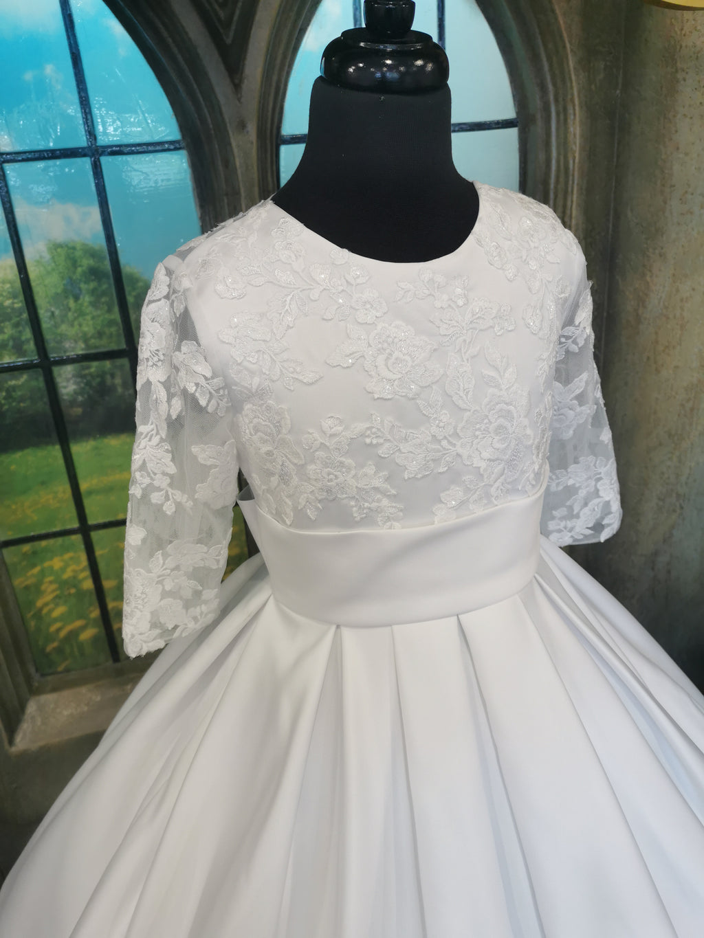 SALE COMMUNION DRESS KINDLE EXCLUSIVE Girls White Communion Dress:- PJ45