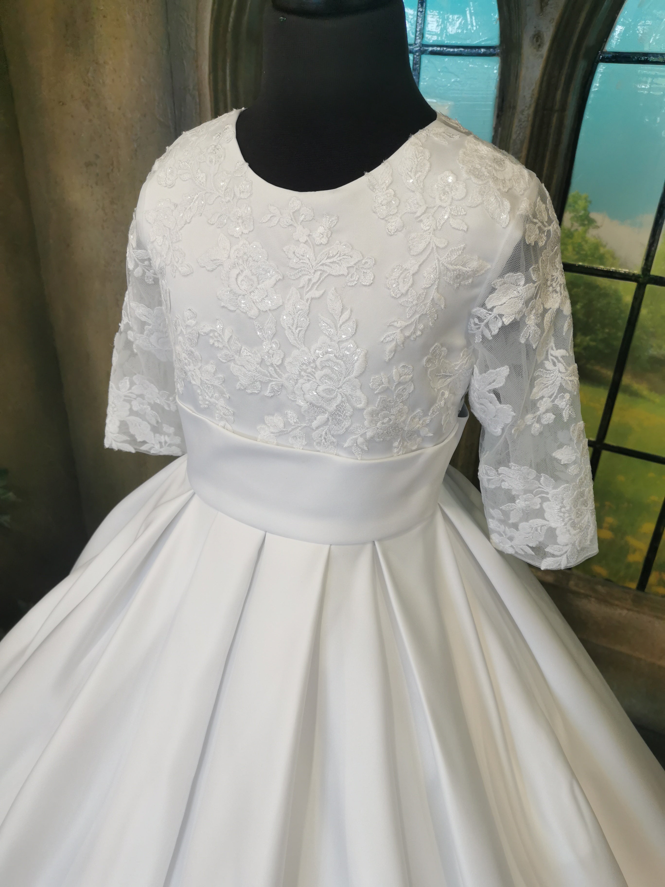 SALE COMMUNION DRESS KINDLE EXCLUSIVE Girls White Communion Dress:- PJ45