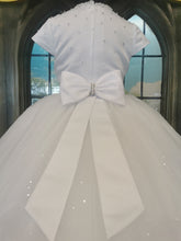Load image into Gallery viewer, SALE KINDLE EXCLUSIVE Girls White Communion Dress:- PJ47
