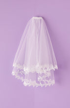 Load image into Gallery viewer, Peridot Girls White Holy Communion Veil:- Valerie
