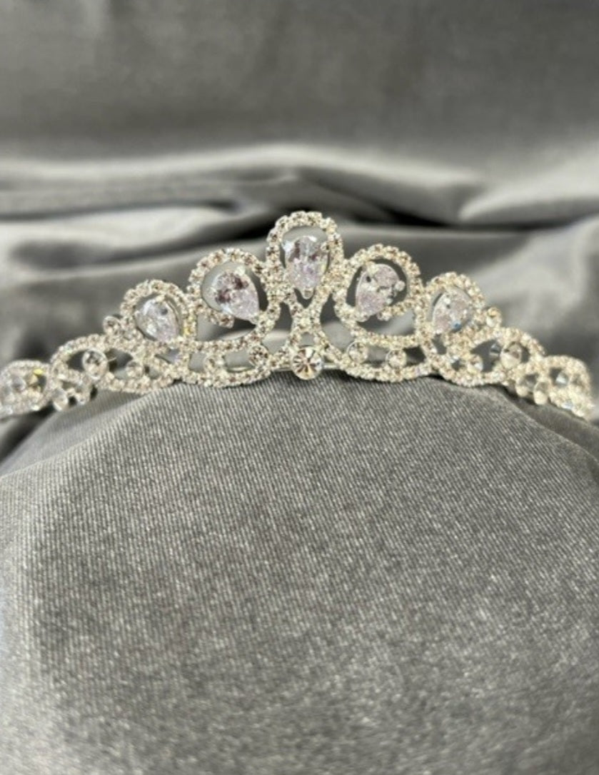 Celebrations Girls Tiara:- CH184