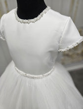 Load image into Gallery viewer, KINDLE EXCLUSIVE Girls White Communion Dress:- PJ76
