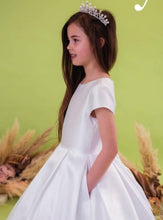 Load image into Gallery viewer, Linzi Jay Girls White Communion Dress:- Emily
