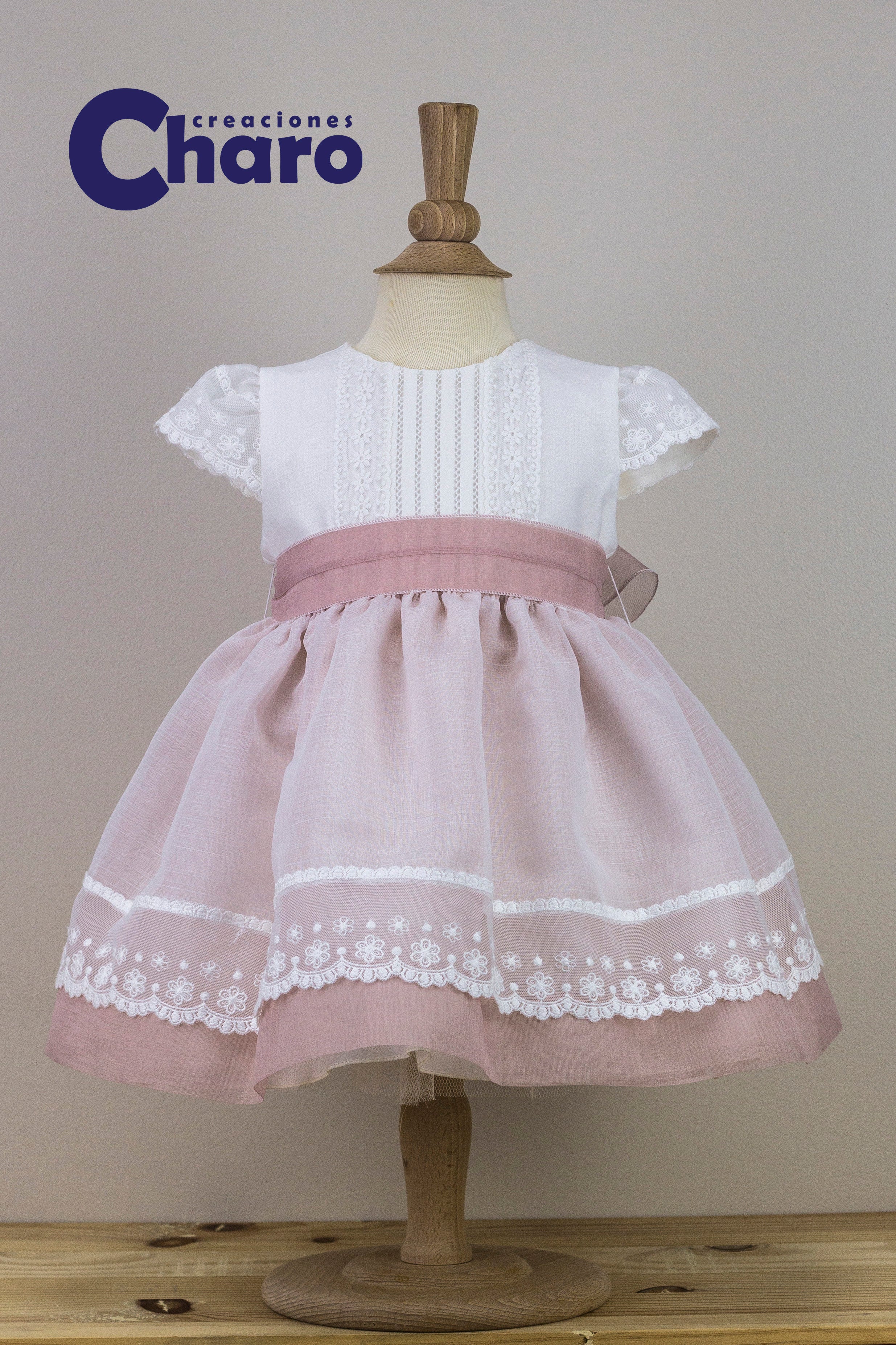 Girls Charo Vestido Dress:- 477 Off White Christening Gown