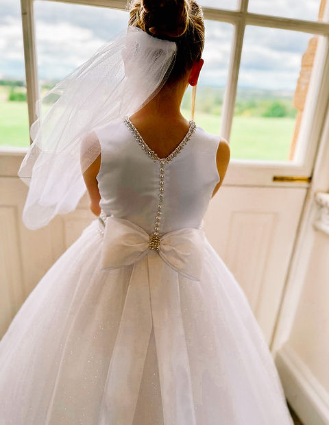 SALE COMMUNION DRESS Crystal & Pearl London White Communion Dress (tulle skirt) Age 9