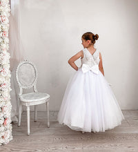 Load image into Gallery viewer, Crystal &amp; Pearl Monroe White Communion Dress (Tulle Skirt)
