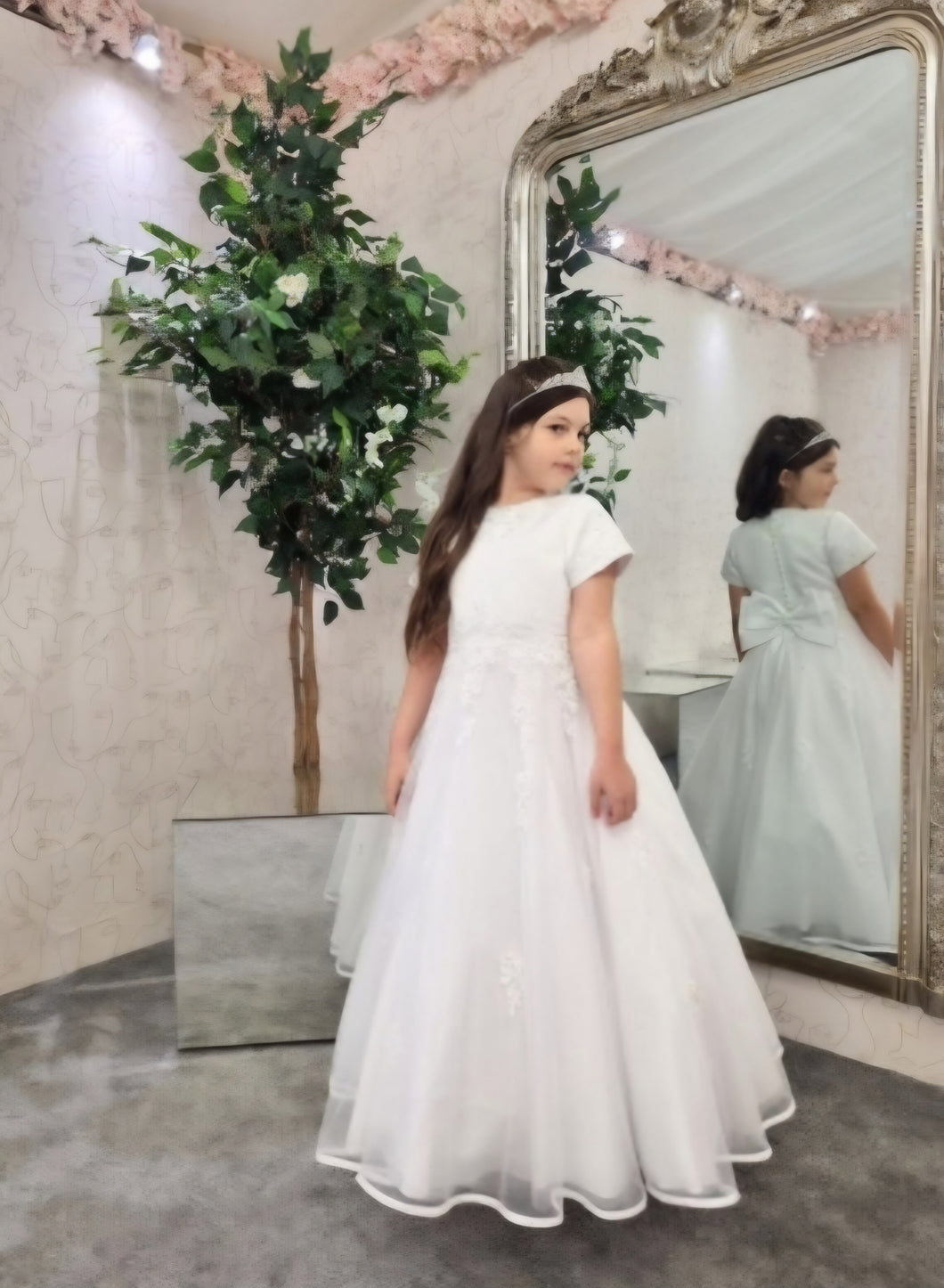 SALE COMMUNION DRESS Little People Girls White Communion Dress:- Samoa Age 6, 7 & 9