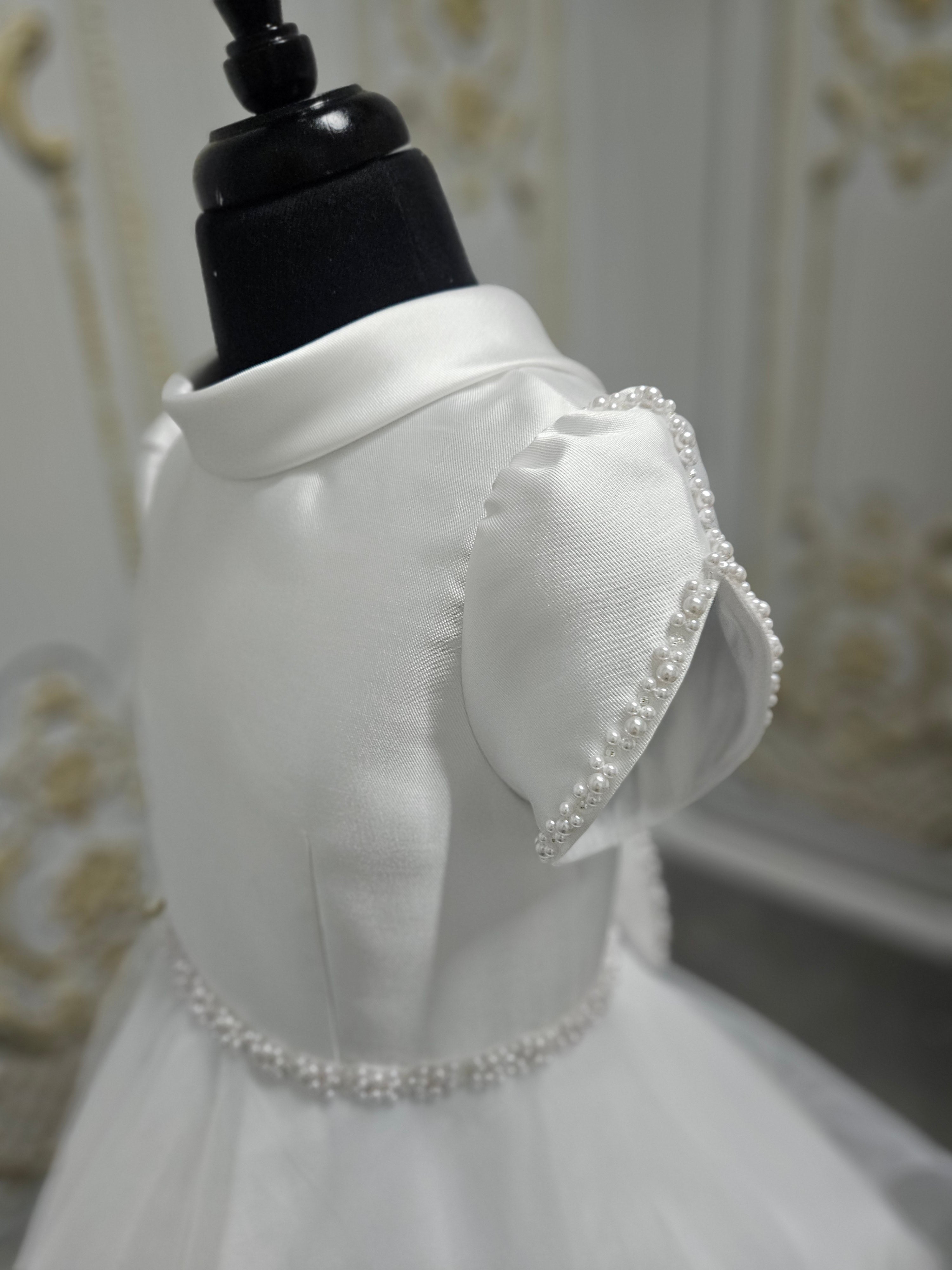 COMMUNION DRESS Isabella Girls White Communion Dress IS26382 EXCLUSIVE TO KINDLE