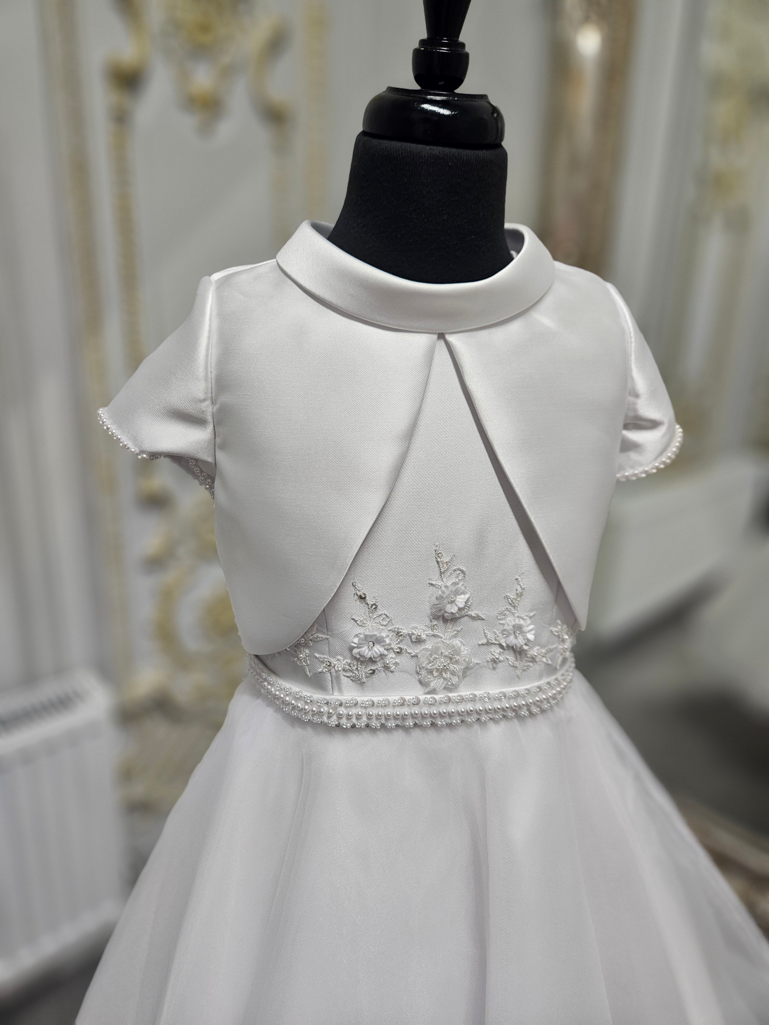 SALE COMMUNION DRESS KOKO Girls White Communion Dress:- KO25825/826 AGE 6 & 7