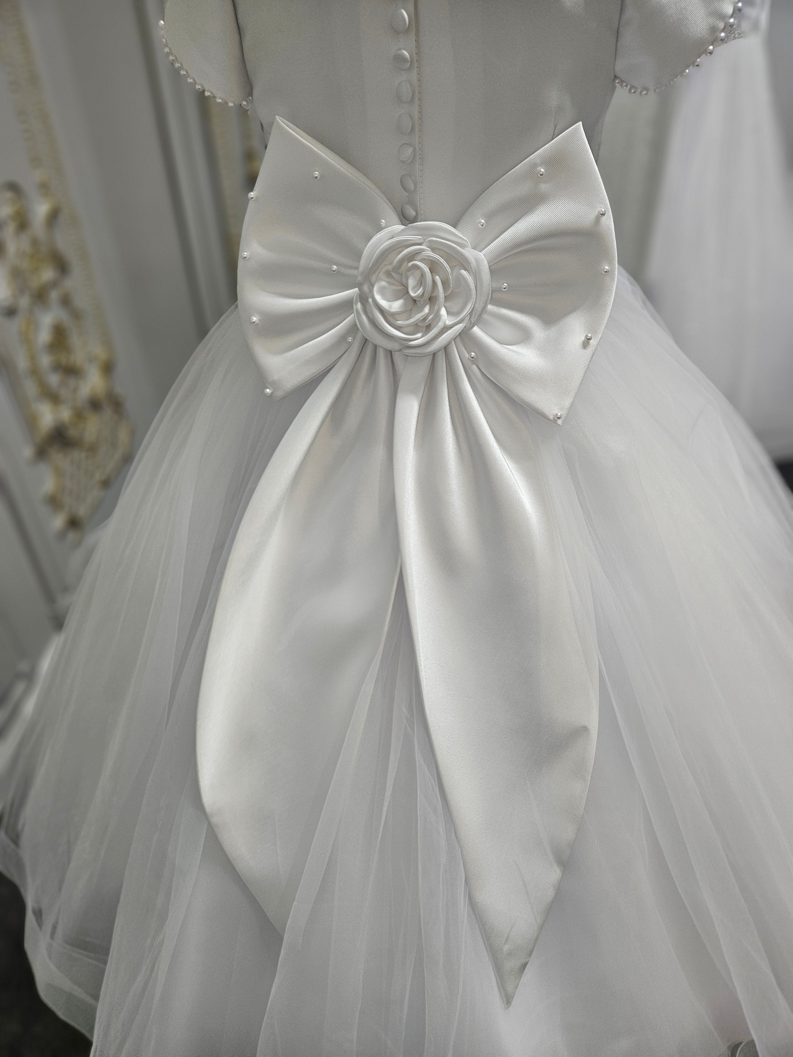COMMUNION DRESS Isabella Girls White Communion Dress IS26384 EXCLUSIVE TO KINDLE