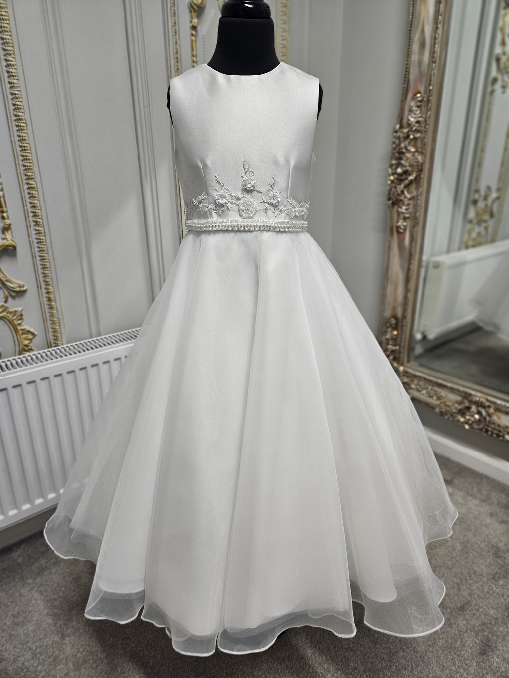 SALE COMMUNION DRESS KOKO Girls White Communion Dress:- KO25825/826 AGE 6 & 7