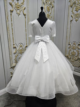 Load image into Gallery viewer, KINDLE EXCLUSIVE Girls White Communion Dress:- PJ106
