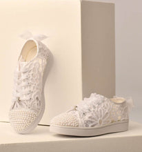 Load image into Gallery viewer, SALE SHOES Sweeties By Sweetie Pie Girls White Sneaker Shoes:- Jenny Flats
