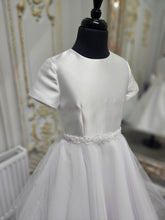 Load image into Gallery viewer, SALE COMMUNION DRESS Isabella Girls White Communion Dress:- IS25379 Age 6

