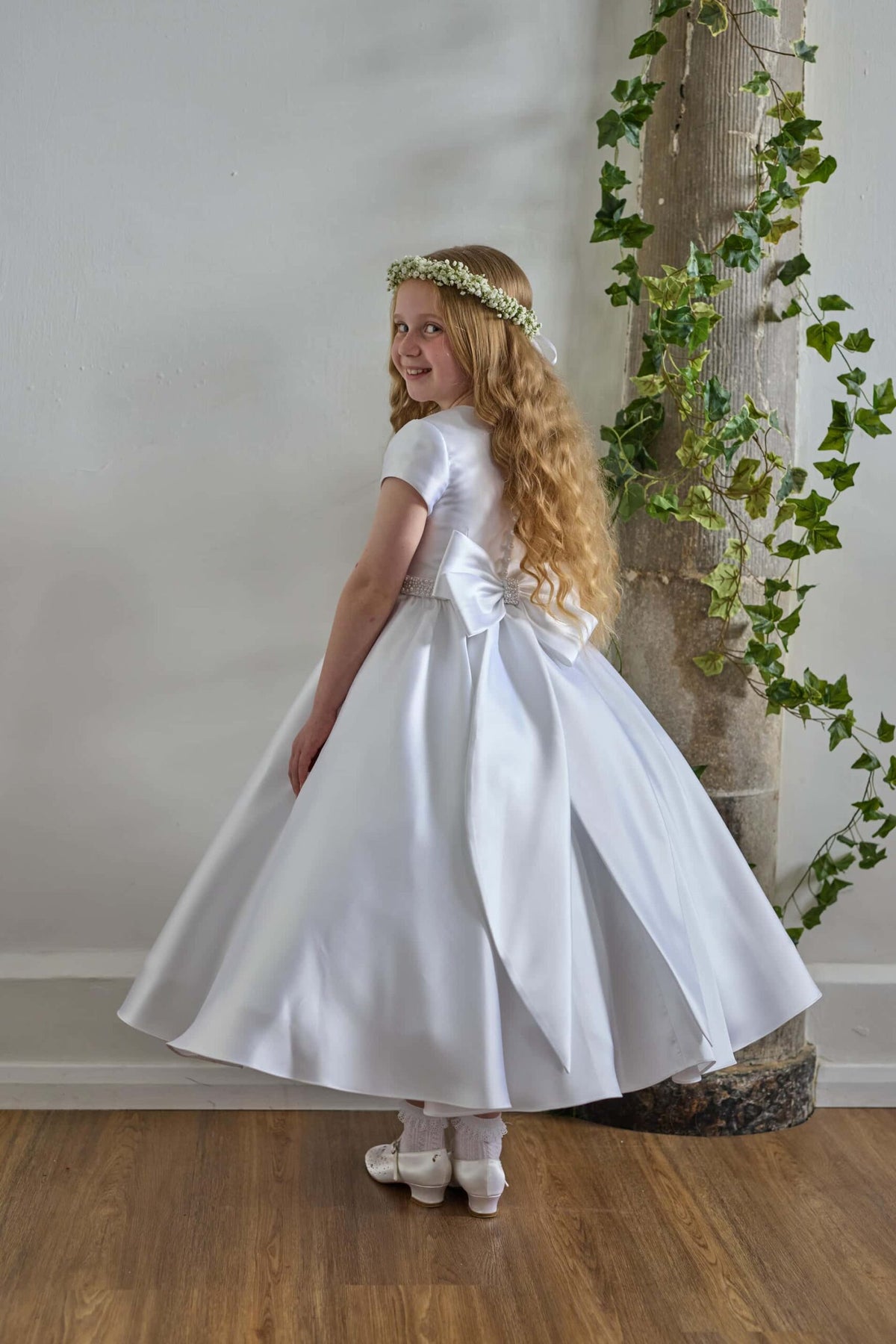 Isabella Girls White Communion Dress:- KO27748