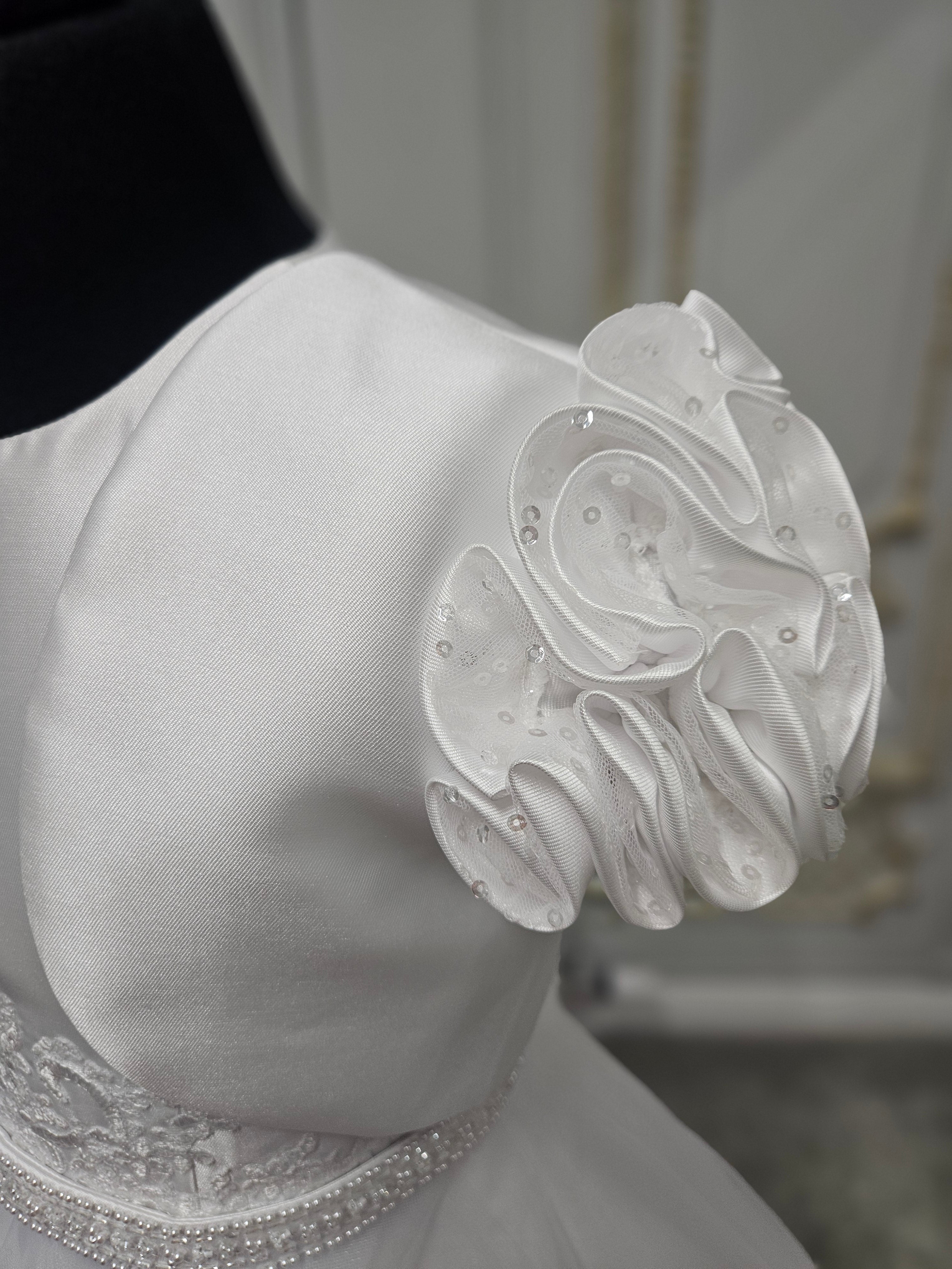 SALE COMMUNION DRESS KOKO Girls White Communion Dress:- KO25830/832 AGE 6, 7 & 8