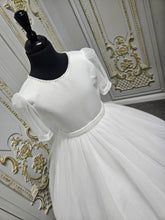 Load image into Gallery viewer, KINDLE EXCLUSIVE Girls White Communion Dress:- PJ106
