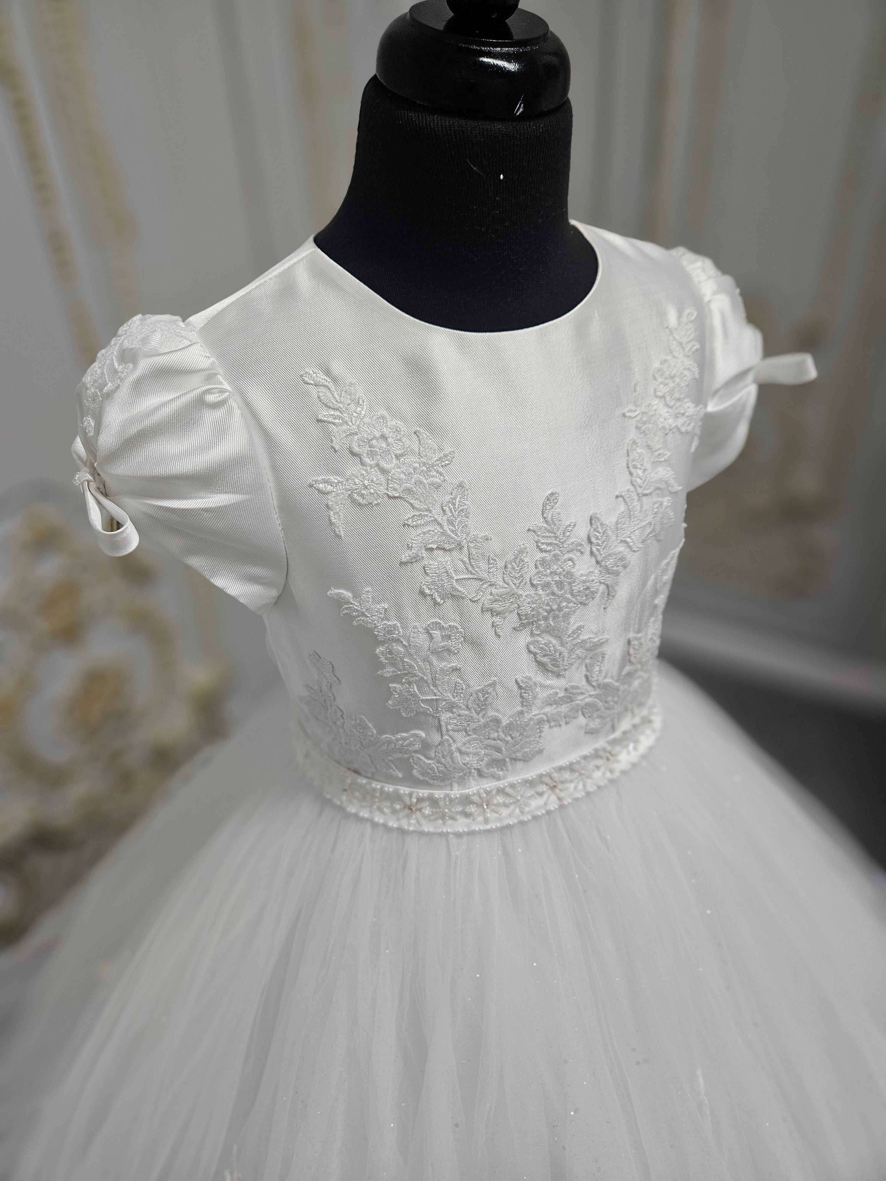 COMMUNION DRESS Isabella Girls White Communion Dress IS26394 EXCLUSIVE TO KINDLE