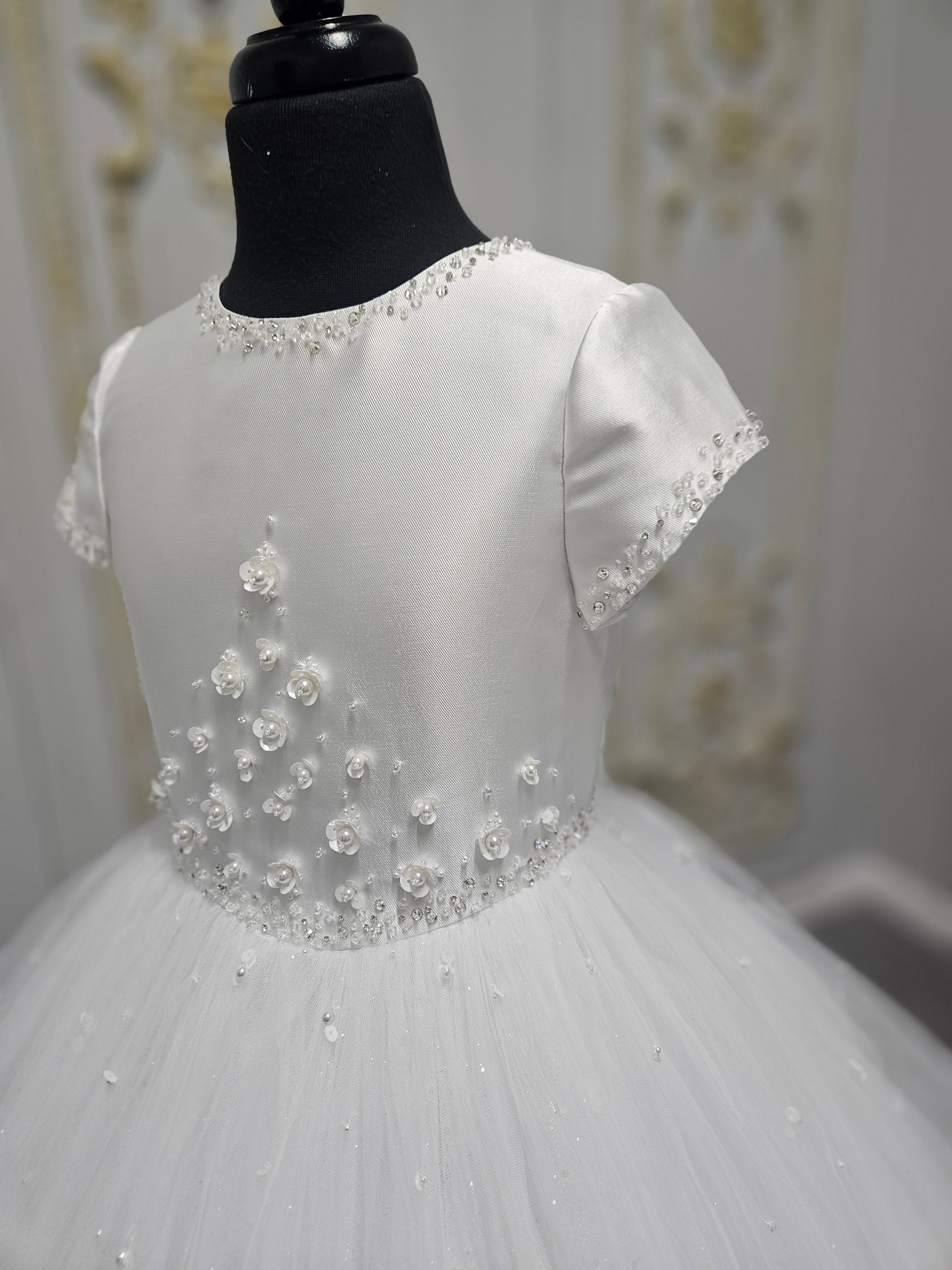 COMMUNION DRESS Isabella Girls White Communion Dress IS26386 EXCLUSIVE TO KINDLE