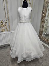Load image into Gallery viewer, SALE COMMUNION DRESS KOKO Girls White Communion Dress:- KO25830/832 AGE 6, 7 &amp; 8
